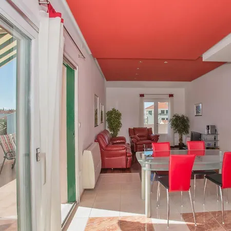 Апартаменти Marcela *