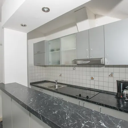 Marcela Апартаменти Макарська