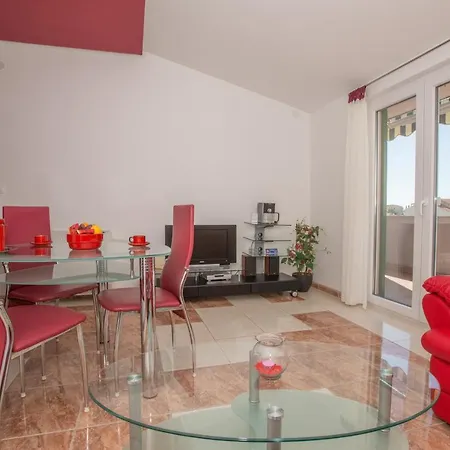 Marcela Apartment *