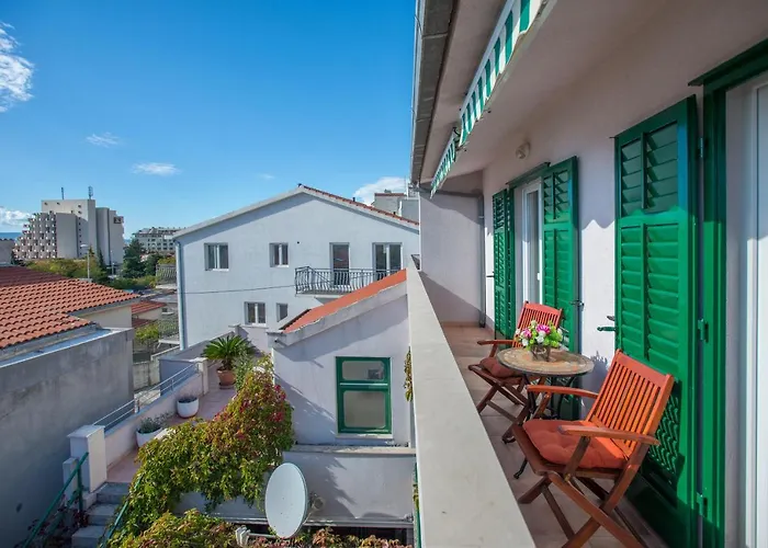 Marcela Апартаменти Макарська