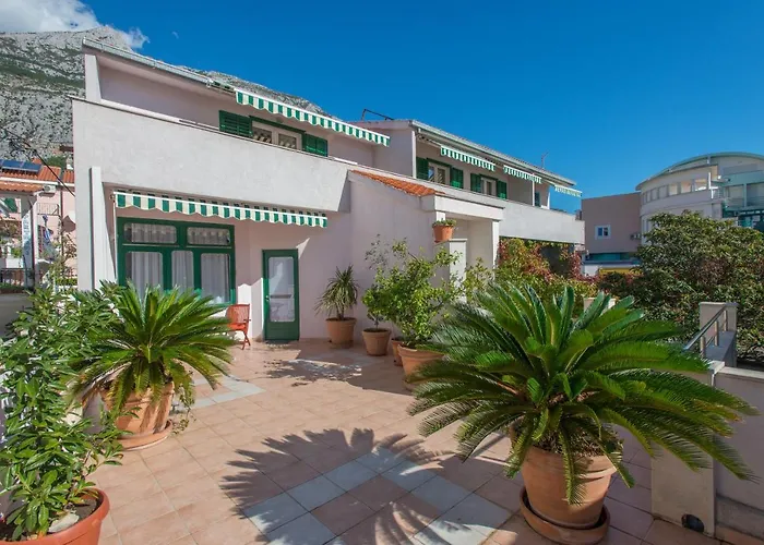 Marcela Апартаменти Макарська