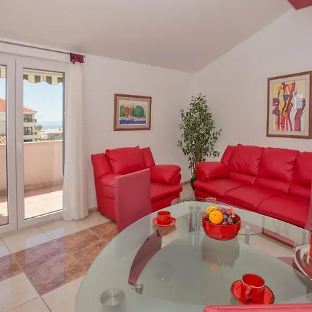 Marcela Apartment Makarska