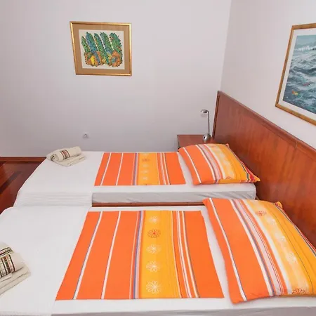 Marcela Apartment Makarska